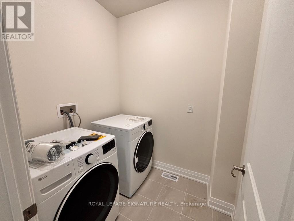 115 Mceachern Lane, Gravenhurst, Ontario  P1P 0H8 - Photo 8 - X12769262