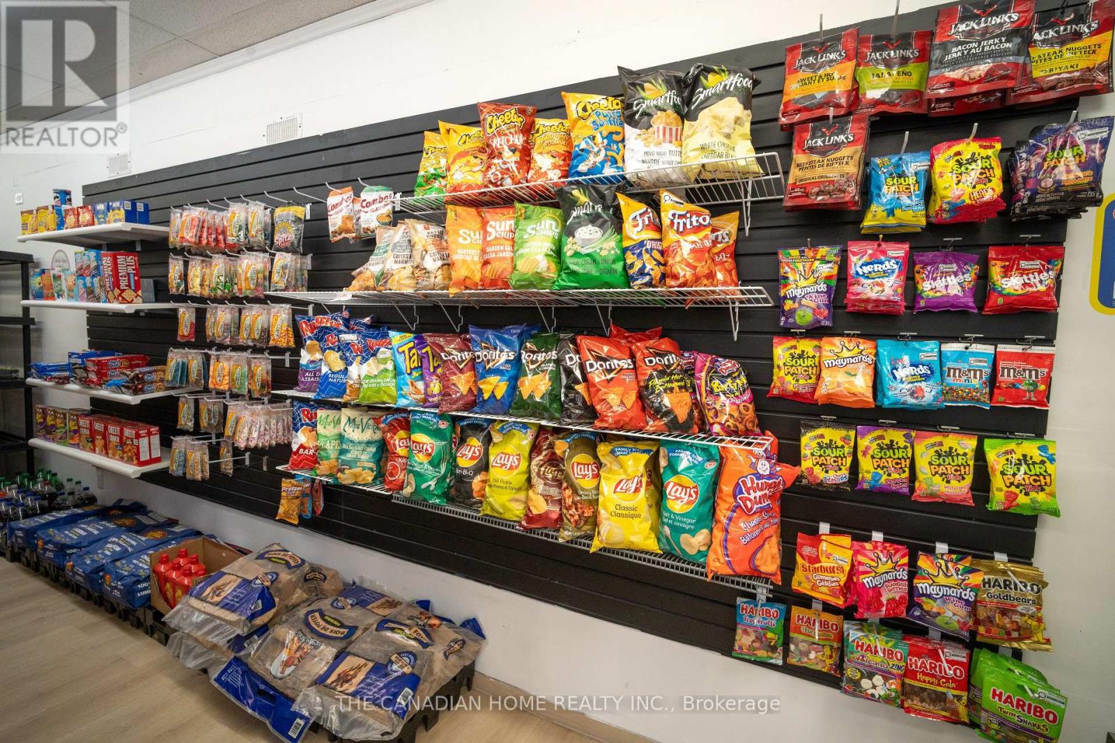 899 Main Street E, Hamilton, Ontario  L8M 1M4 - Photo 4 - X12769278