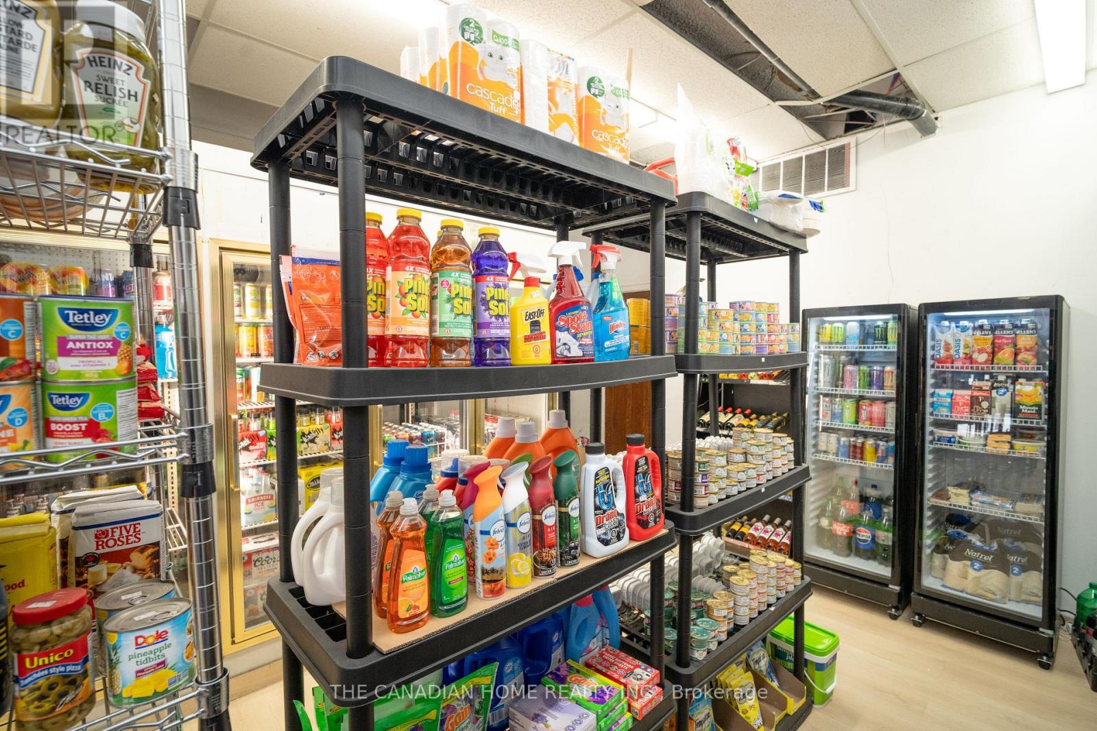 899 Main Street E, Hamilton, Ontario  L8M 1M4 - Photo 5 - X12769278