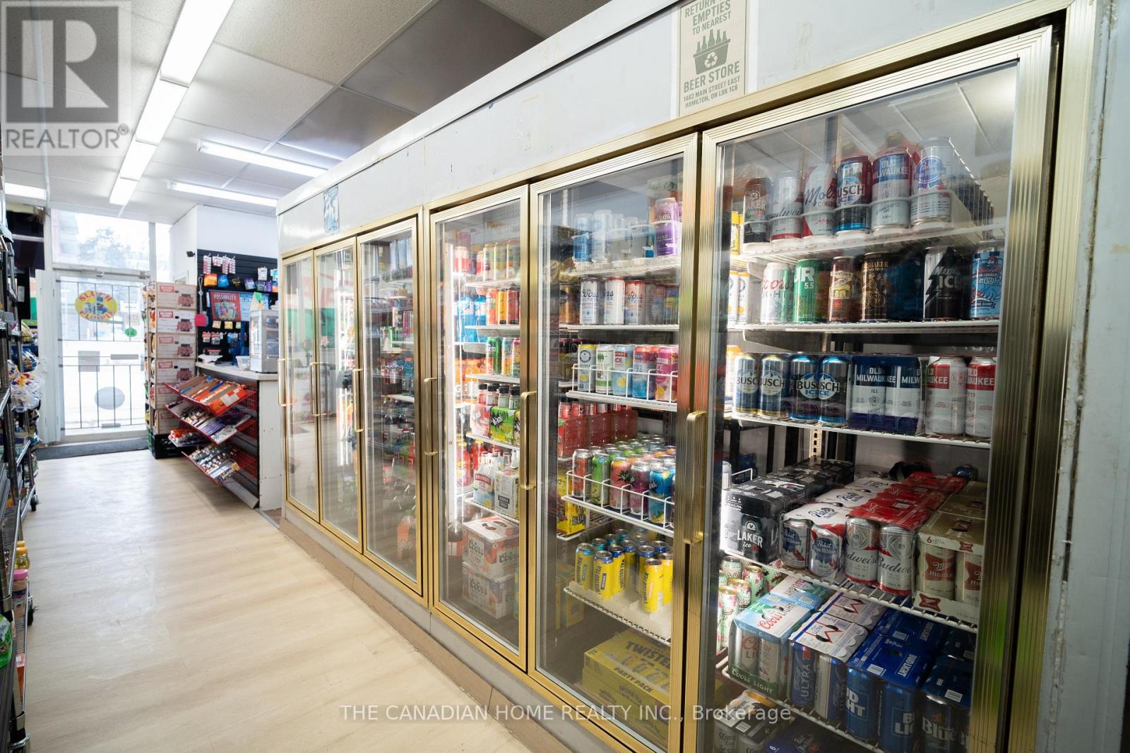 899 Main Street E, Hamilton, Ontario  L8M 1M4 - Photo 6 - X12769278