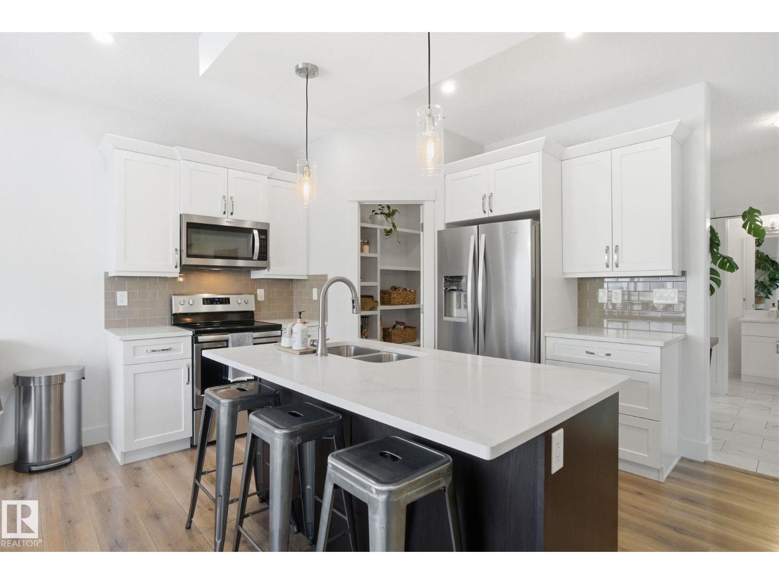 8712 96a Av, Morinville, Alberta  T8R 2N9 - Photo 11 - E4472699