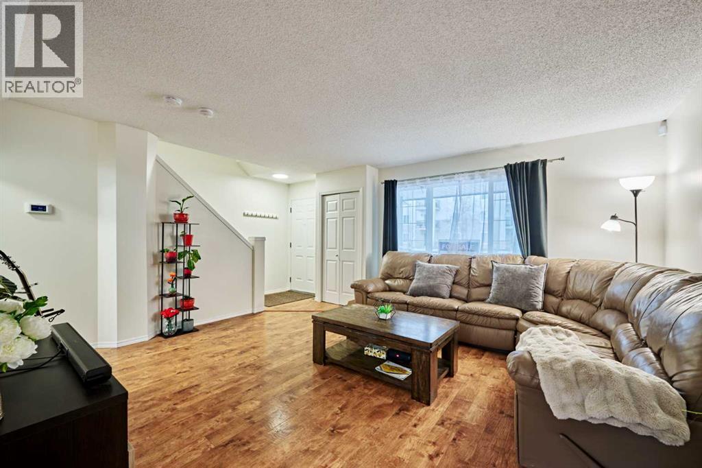 2366 Eversyde Avenue Sw, Calgary, Alberta  T2Y 4X6 - Photo 9 - A2283909