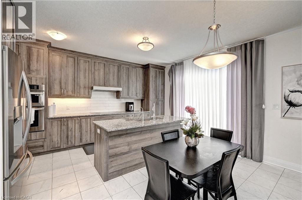 520 Nathalie Crescent, Kitchener, Ontario  N2E 0H8 - Photo 12 - 40803757