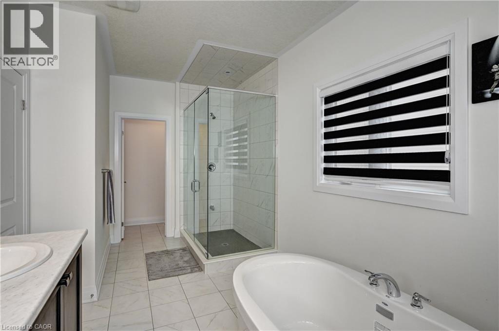 520 Nathalie Crescent, Kitchener, Ontario  N2E 0H8 - Photo 22 - 40803757