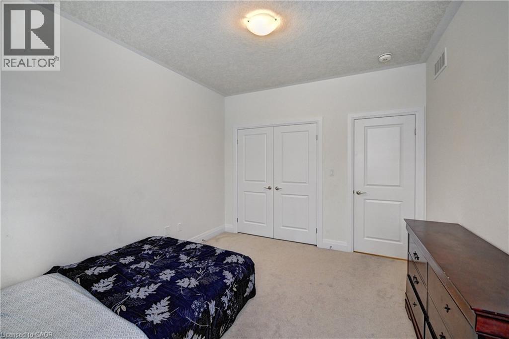 520 Nathalie Crescent, Kitchener, Ontario  N2E 0H8 - Photo 32 - 40803757