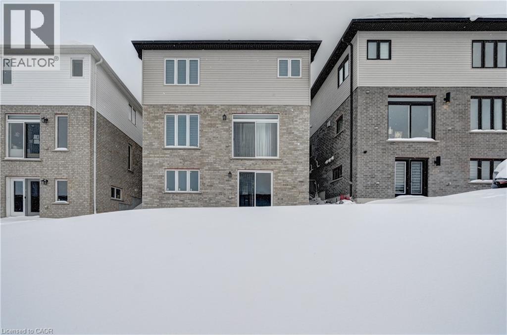 520 Nathalie Crescent, Kitchener, Ontario  N2E 0H8 - Photo 37 - 40803757