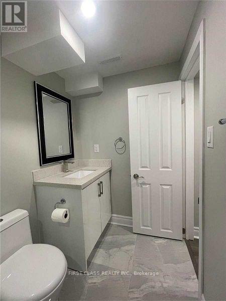 Bsmt - 3280 Pilcom Crescent, Mississauga (Fairview), Ontario  L5B 3X5 - Photo 6 - W12728948