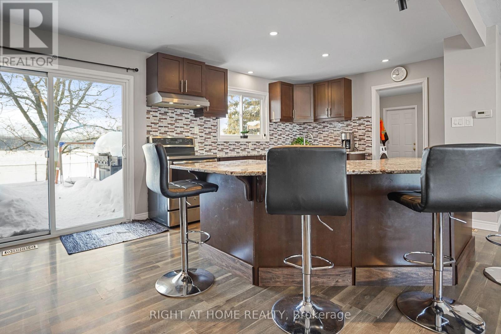 4021 Line 56 Line, Perth East, Ontario  N0K 1M0 - Photo 9 - X12628264