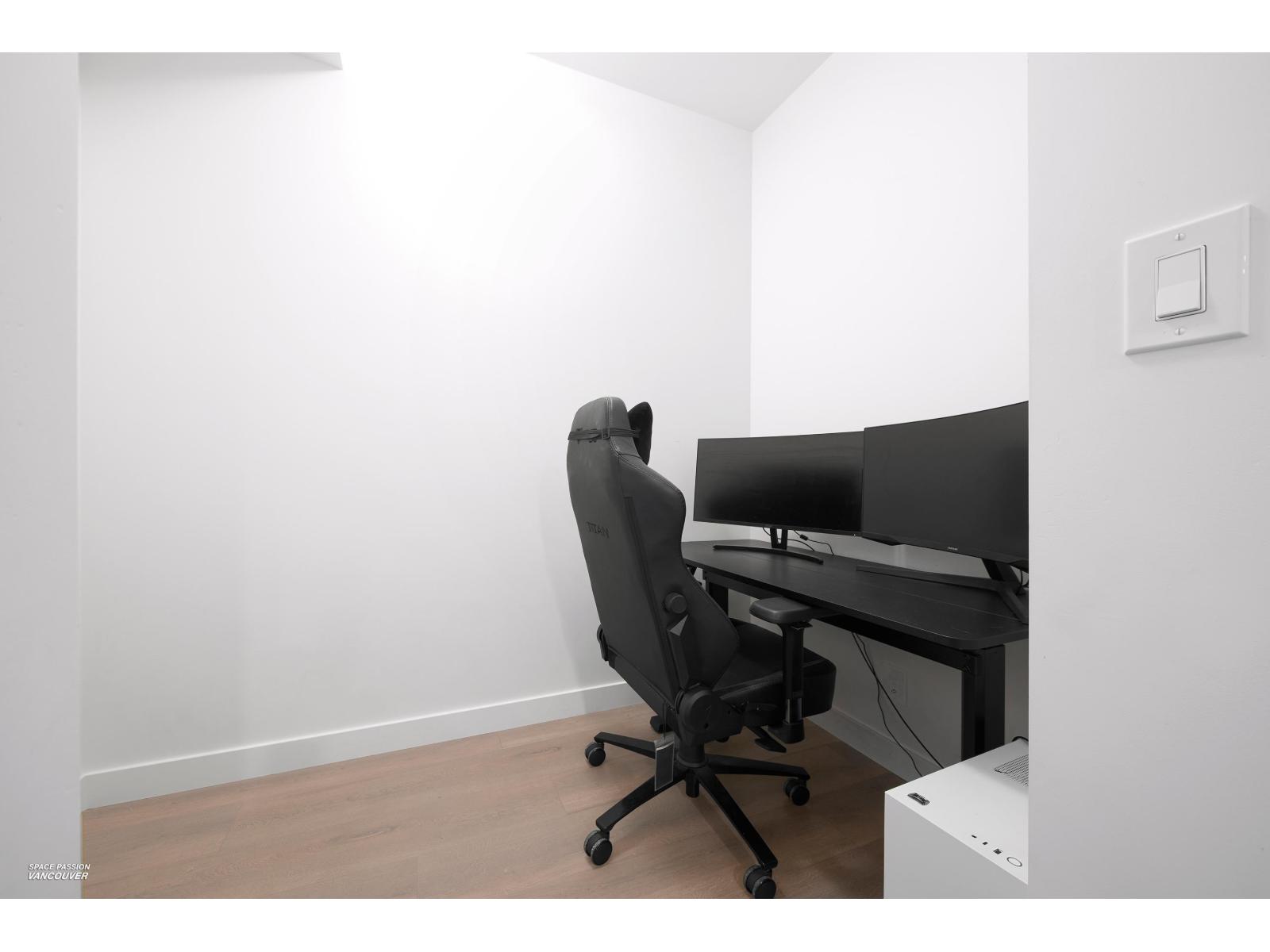 A206 20018 83a Avenue, Langley, British Columbia  V2Y 3P2 - Photo 9 - R3082995