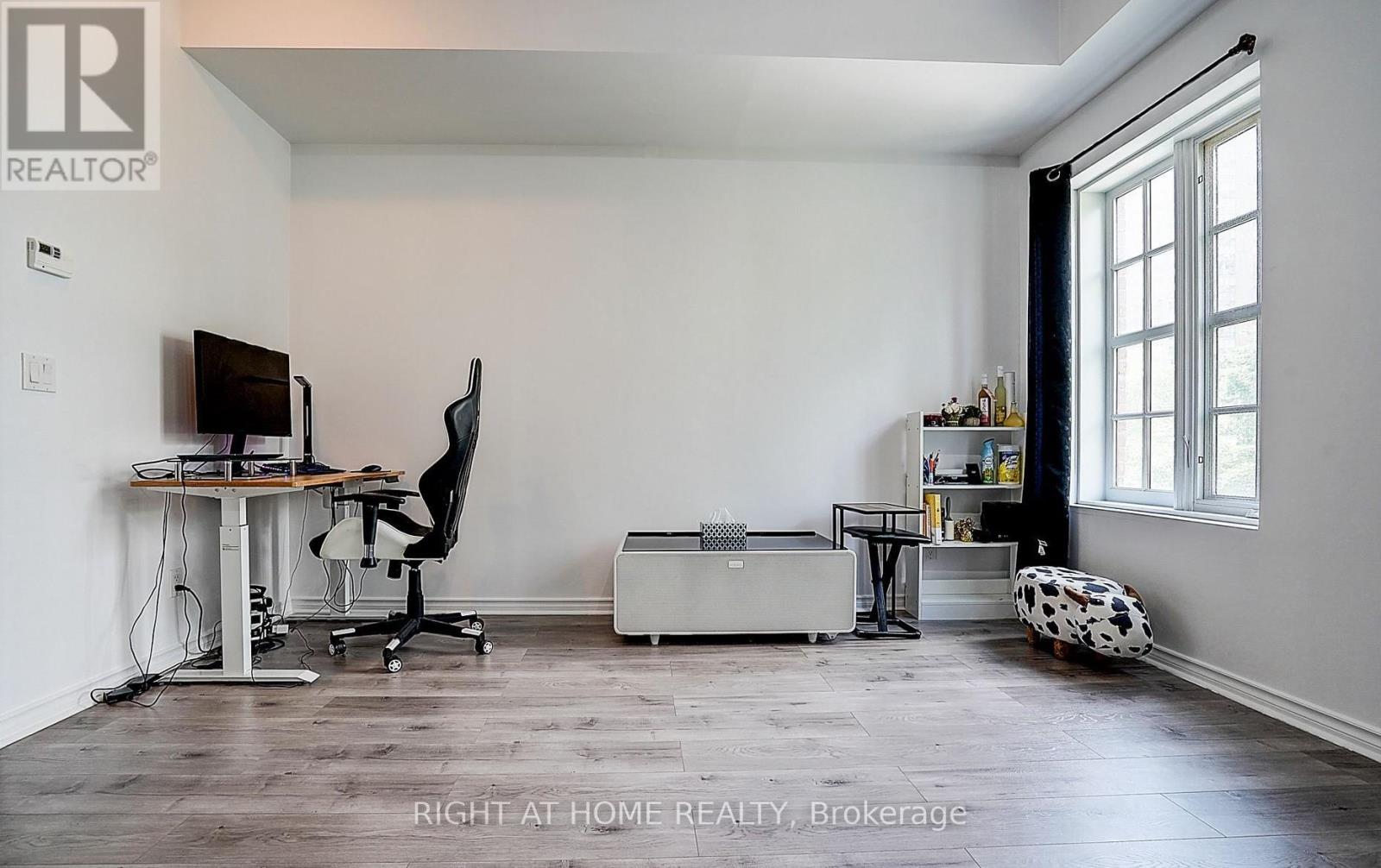 307 - 75 St Nicholas Street, Toronto, Ontario  M4Y 0A5 - Photo 14 - C12769332