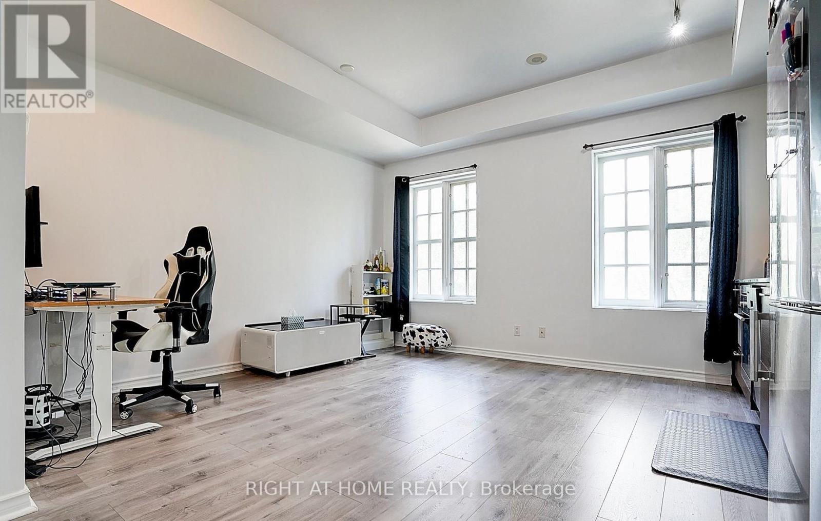 307 - 75 St Nicholas Street, Toronto, Ontario  M4Y 0A5 - Photo 9 - C12769332