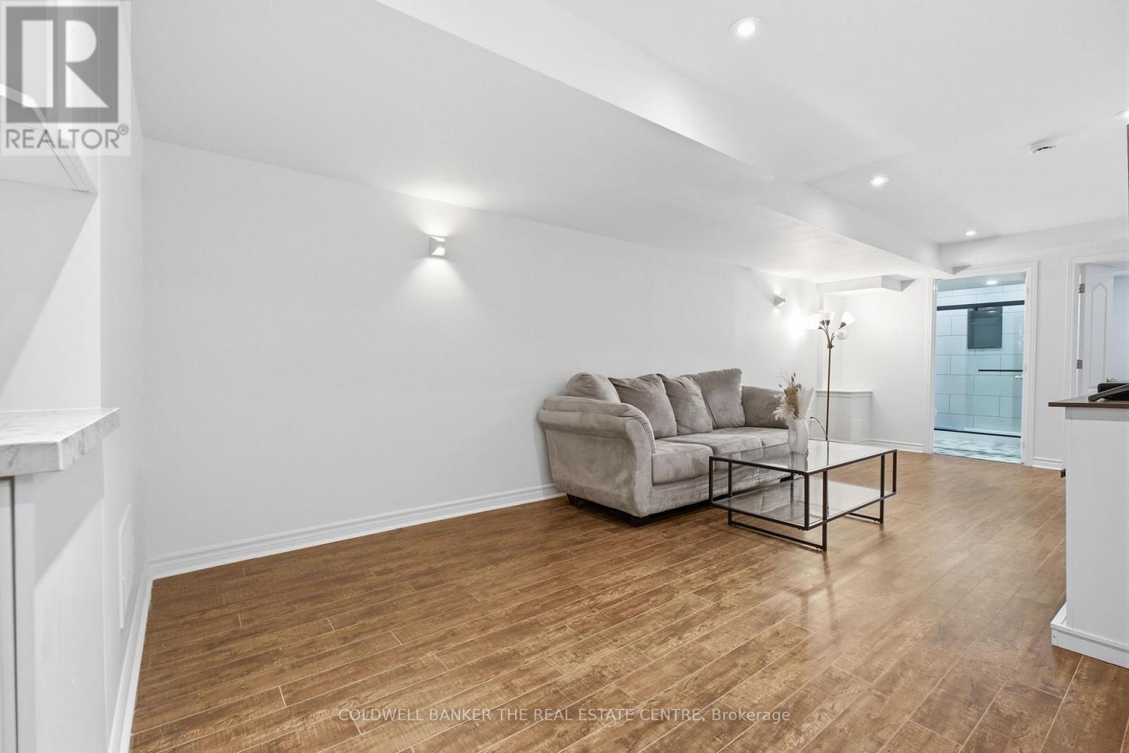 (Bsmt) - 17 Barnwood Drive, Richmond Hill, Ontario  L4E 5A3 - Photo 4 - N12769336