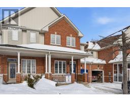 (BSMT) - 17 BARNWOOD DRIVE, Richmond Hill, Ontario