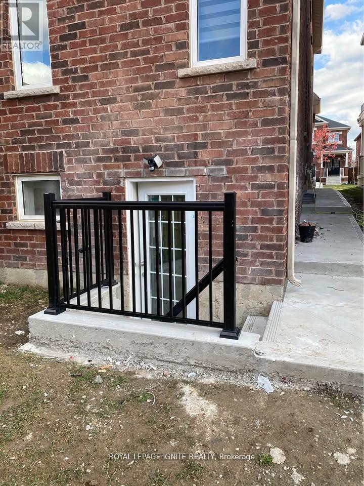 Bsmt - 509 Downes Jackson Heights, Milton, Ontario  L9T 8W2 - Photo 2 - W12769290