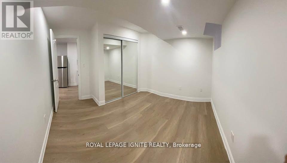 Bsmt - 509 Downes Jackson Heights, Milton, Ontario  L9T 8W2 - Photo 8 - W12769290