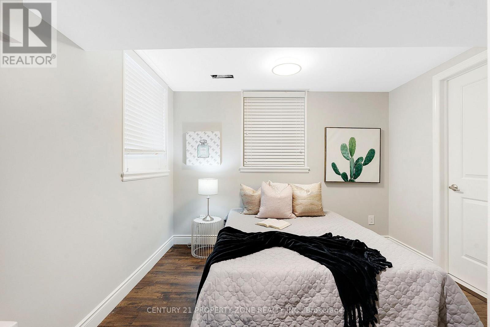 242 Slater Crescent, Oakville, Ontario  L6K 2C8 - Photo 31 - W12769292