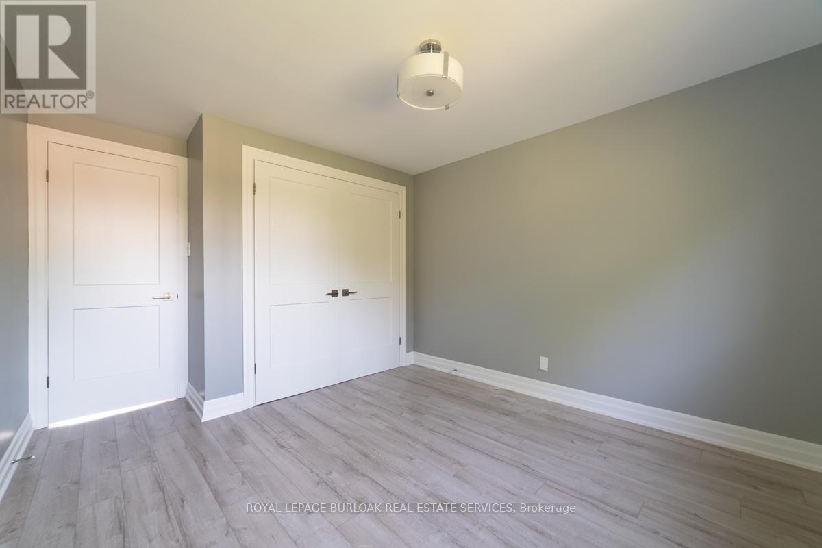 2 - 1011 White Oak Drive, Burlington, Ontario  L7T 2L3 - Photo 23 - W12769354