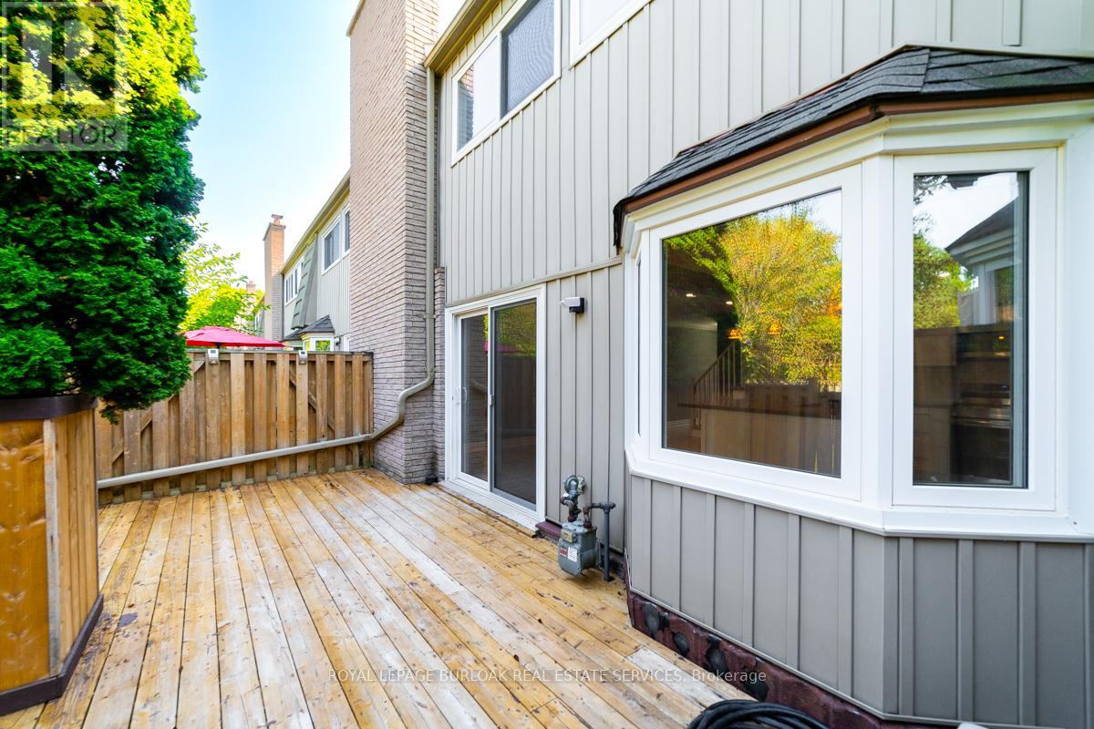 2 - 1011 White Oak Drive, Burlington, Ontario  L7T 2L3 - Photo 33 - W12769354