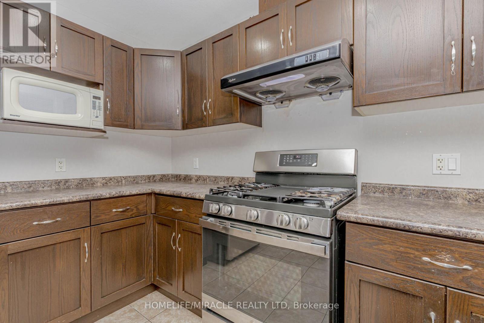 21 Dougall Street, Guelph, Ontario  N1E 0G8 - Photo 14 - X12769330