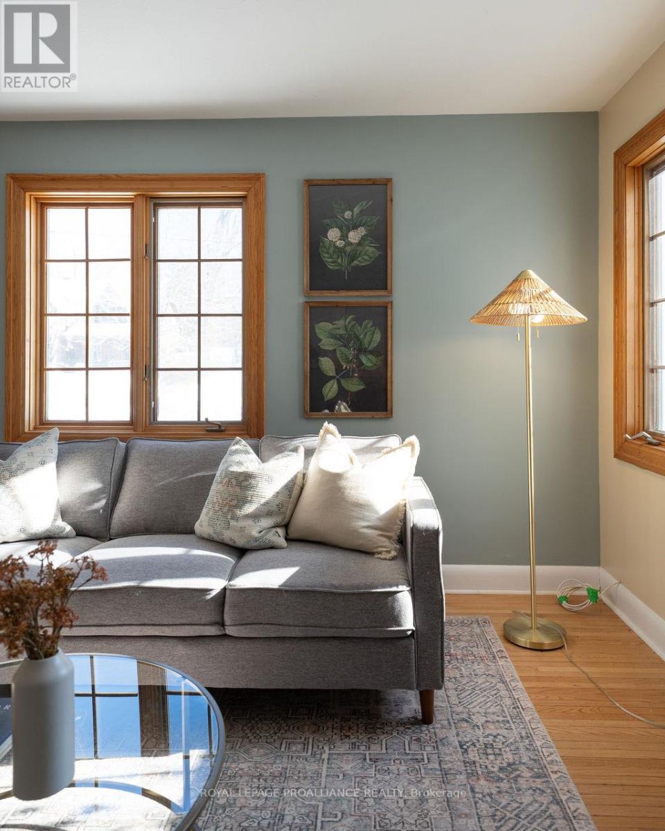 40 Davidson Street, Centre Hastings, Ontario  K0K 2K0 - Photo 2 - X12769370