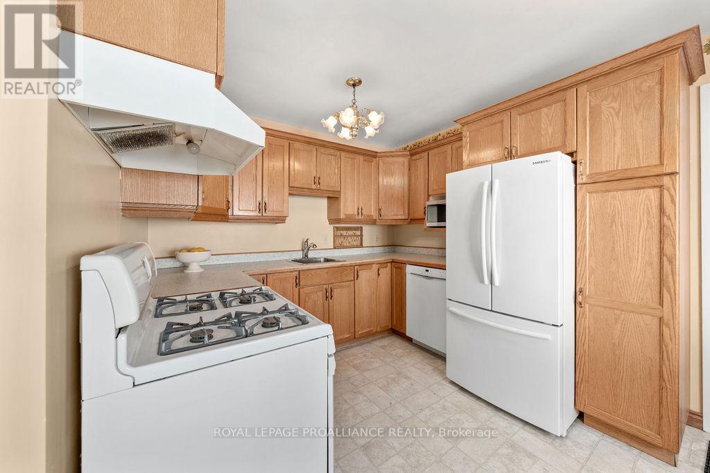 40 Davidson Street, Centre Hastings, Ontario  K0K 2K0 - Photo 22 - X12769370