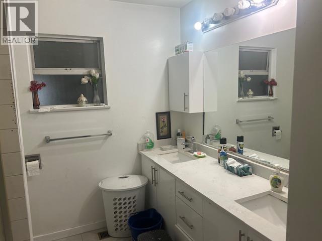 4542 Joyce Street, Vancouver, British Columbia  V5R 4E6 - Photo 8 - R3082270