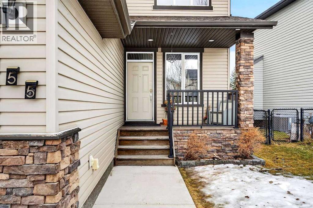 55 Sheep River Cove, Okotoks, Alberta  T1S 2T4 - Photo 3 - A2284784