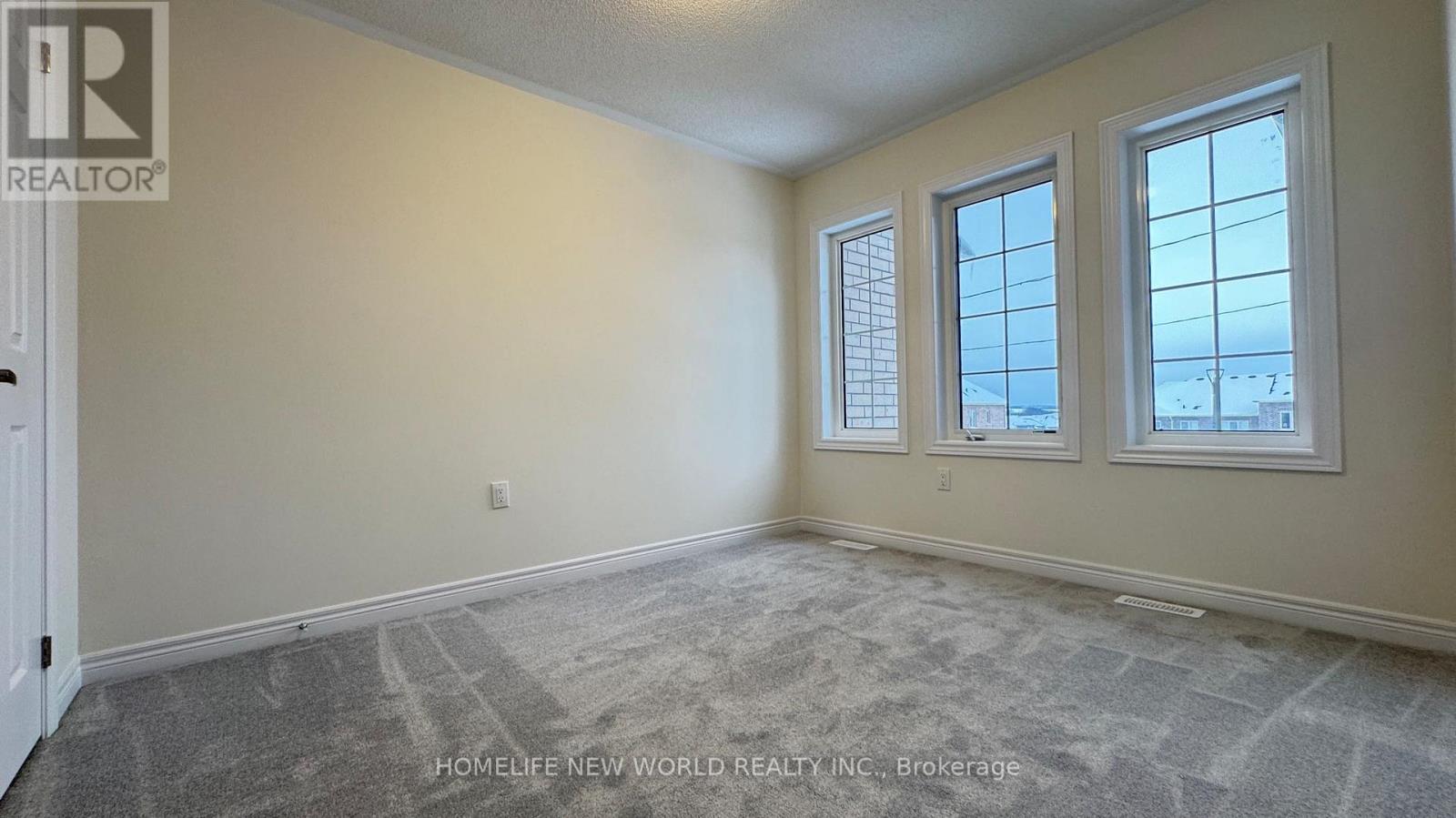 2865 Albatross Way, Pickering, Ontario  L1X 0P6 - Photo 15 - E12769374