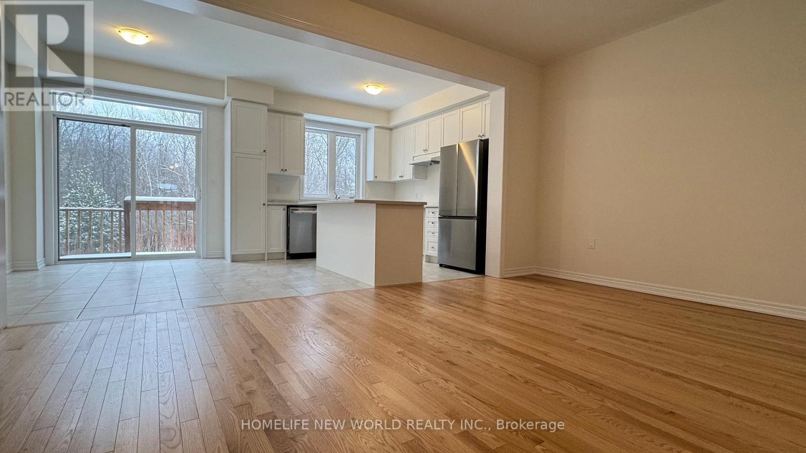 2865 Albatross Way, Pickering, Ontario  L1X 0P6 - Photo 6 - E12769374