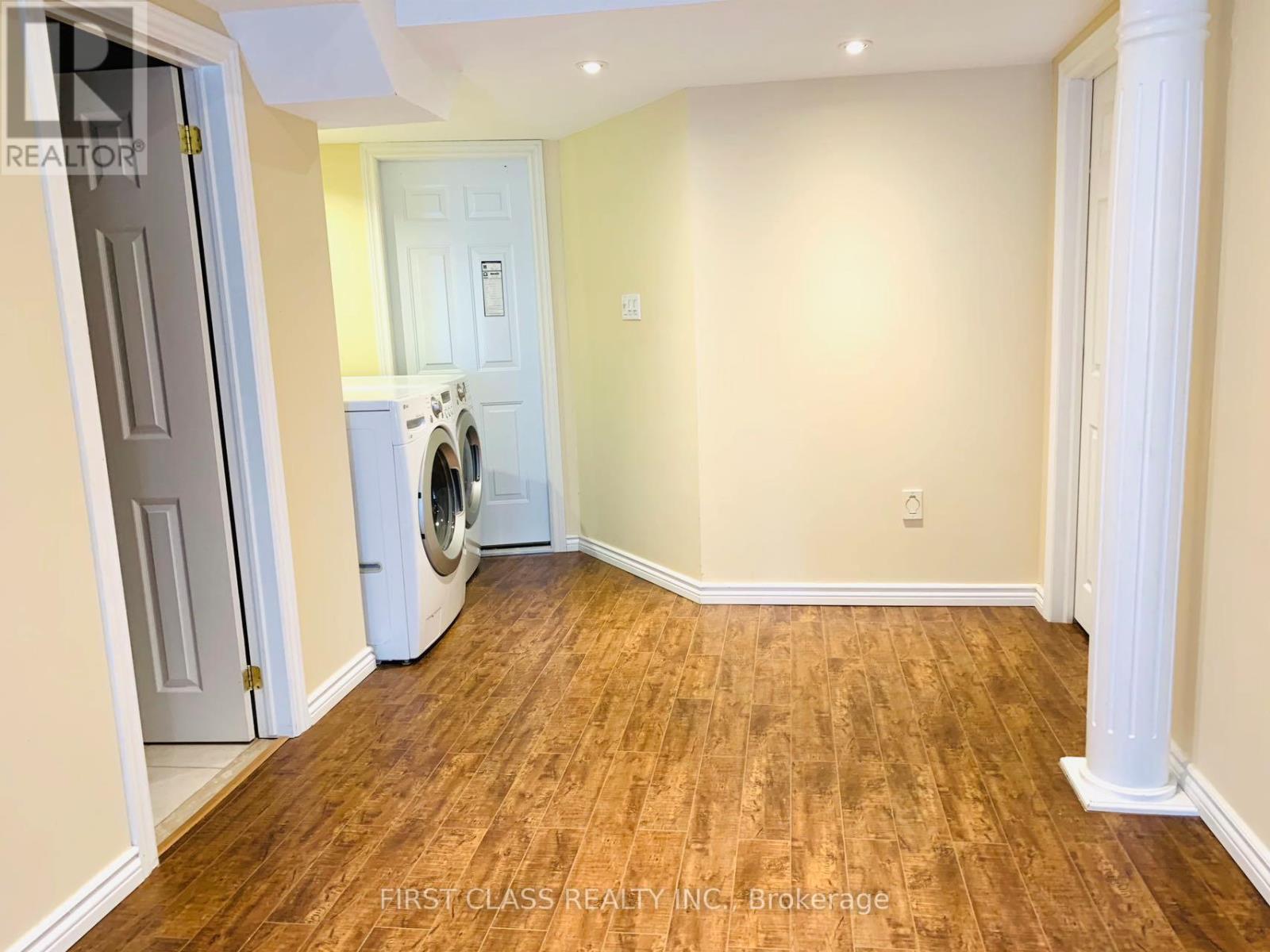 Walkout Basement - 2558 Nichols Drive, Oakville, Ontario  L6H 7L3 - Photo 8 - W12769356