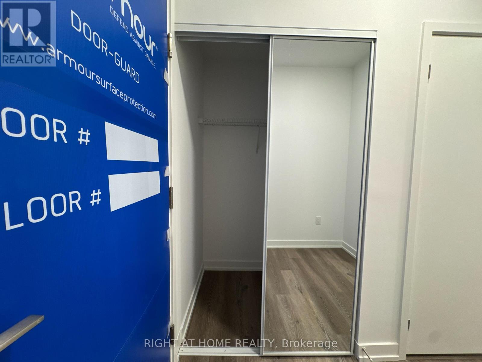 2008 - 395 Square One Drive, Mississauga, Ontario  L5B 0P6 - Photo 12 - W12769372