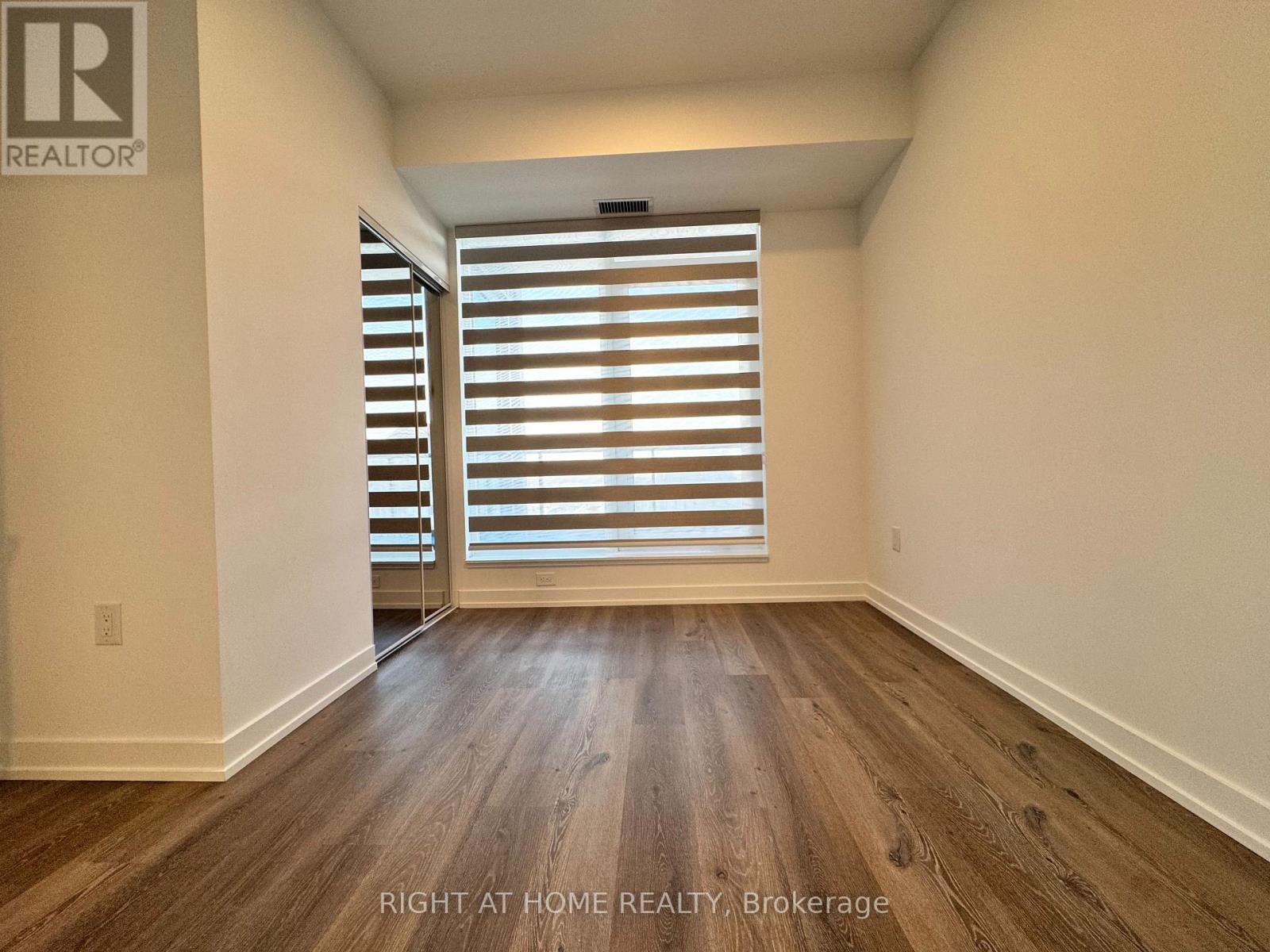 2008 - 395 Square One Drive, Mississauga, Ontario  L5B 0P6 - Photo 32 - W12769372