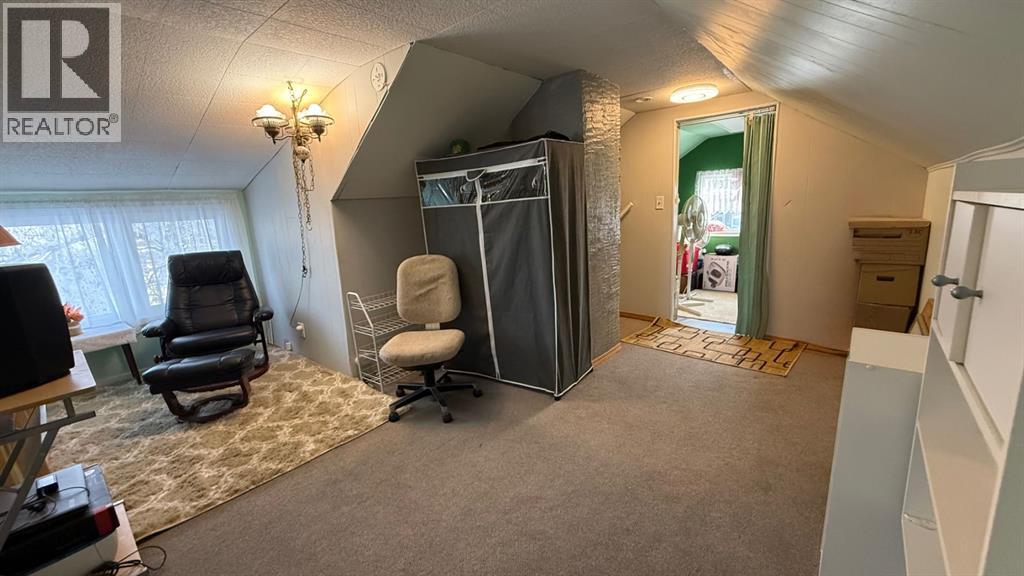 319 5 Avenue W, Hanna, Alberta  T0J 1P0 - Photo 25 - A2273514