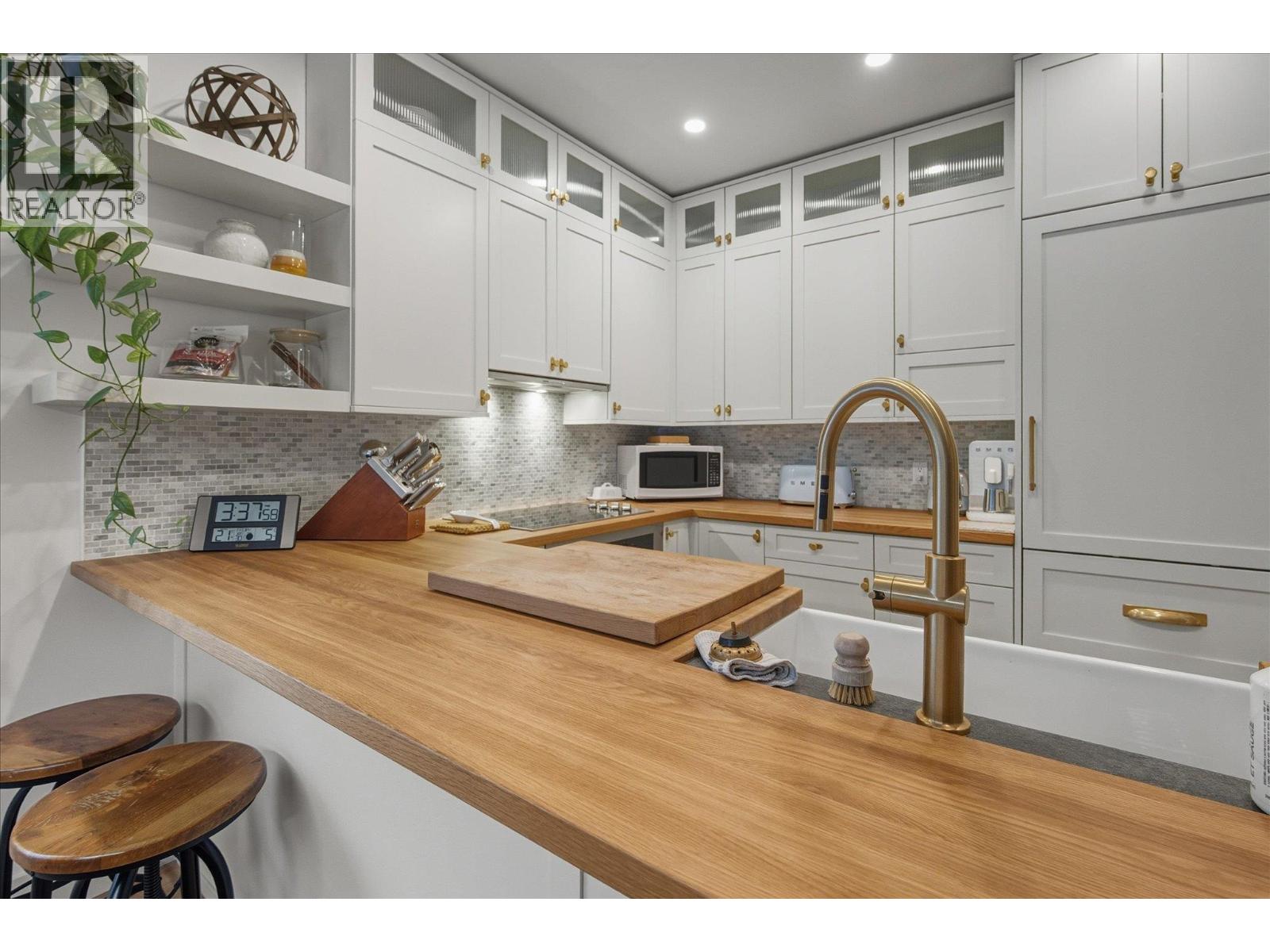 24 4628 Blackcomb Way, Whistler, British Columbia  V0N 1B4 - Photo 13 - R3086738