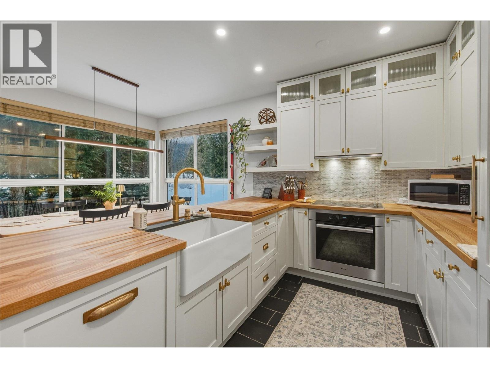 24 4628 Blackcomb Way, Whistler, British Columbia  V0N 1B4 - Photo 15 - R3086738