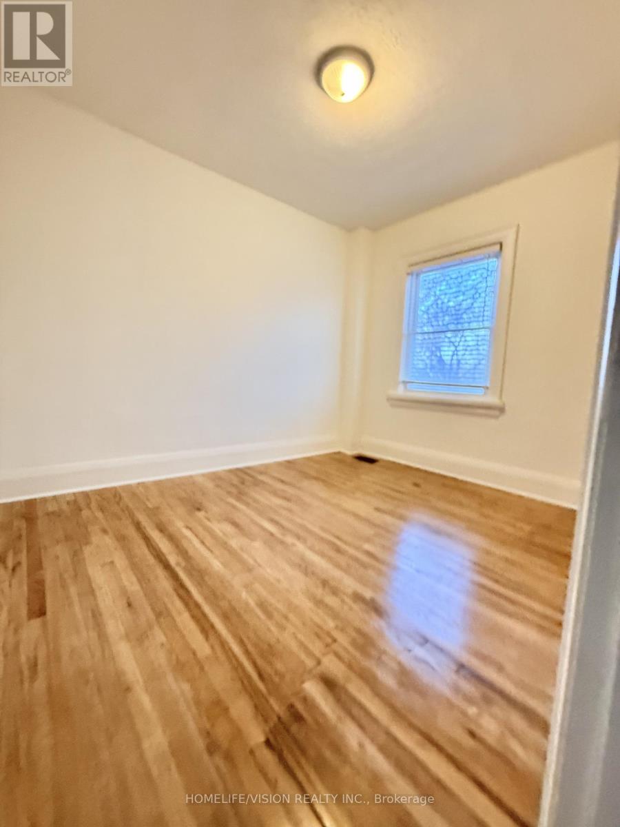 49 Rawlinson Avenue, Toronto, Ontario  M4P 2N1 - Photo 9 - C12769186