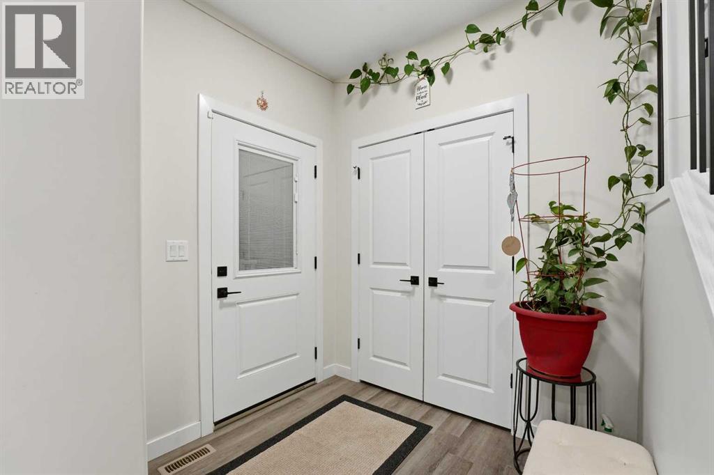 30 Thayer Close, Red Deer, Alberta  T4P 0W7 - Photo 5 - A2278701