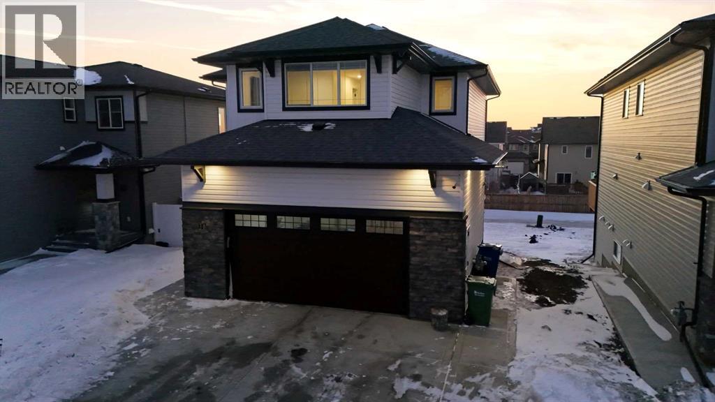 30 Thayer Close, Red Deer, Alberta  T4P 0W7 - Photo 3 - A2278701