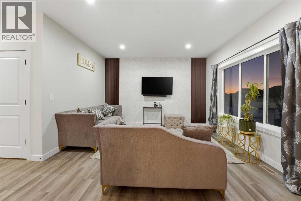 30 Thayer Close, Red Deer, Alberta  T4P 0W7 - Photo 10 - A2278701