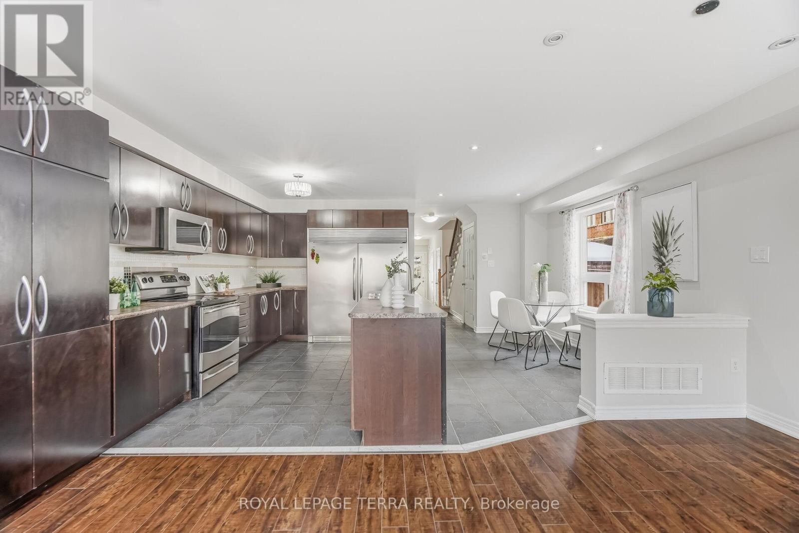 65 Aldonschool Court, Ajax, Ontario  L1S 0C5 - Photo 15 - E12769398