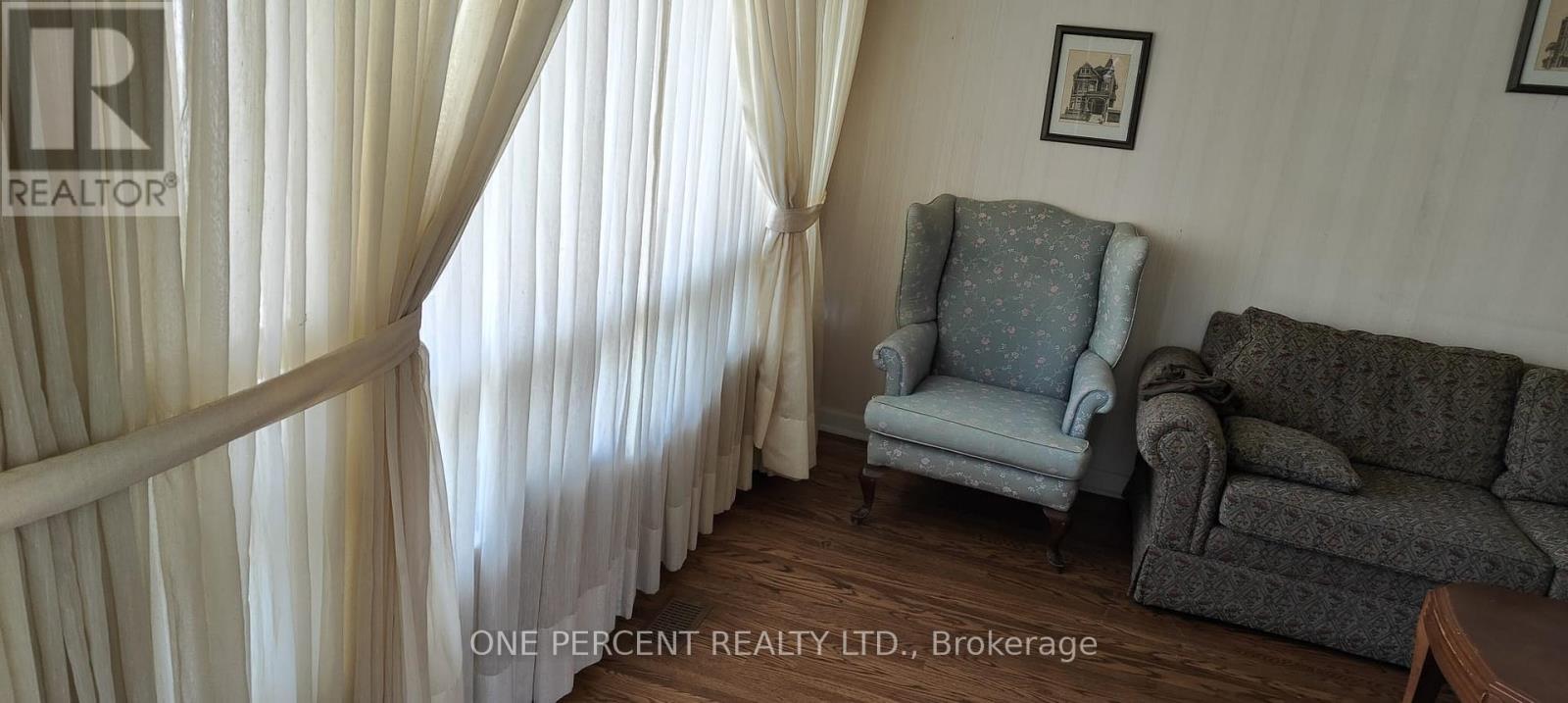 80 Fallingdale Crescent, Toronto (York University Heights), Ontario  M3J 1C5 - Photo 34 - W12769380