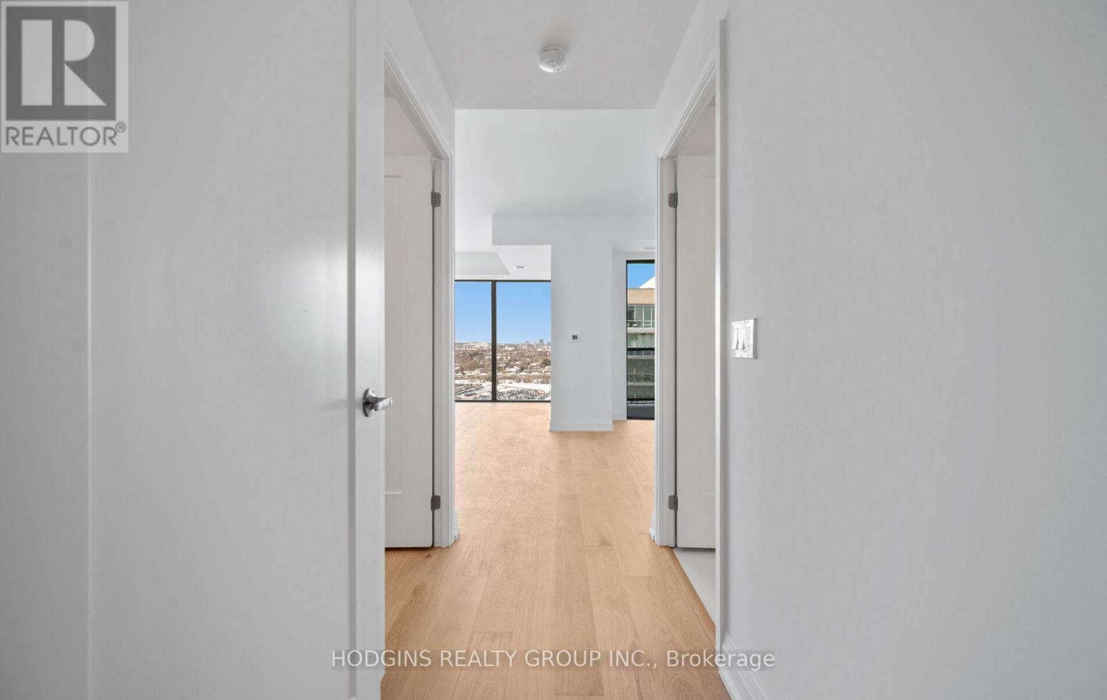 1801 - 1035 Southdown Road, Mississauga, Ontario  L5J 0A3 - Photo 18 - W12769388