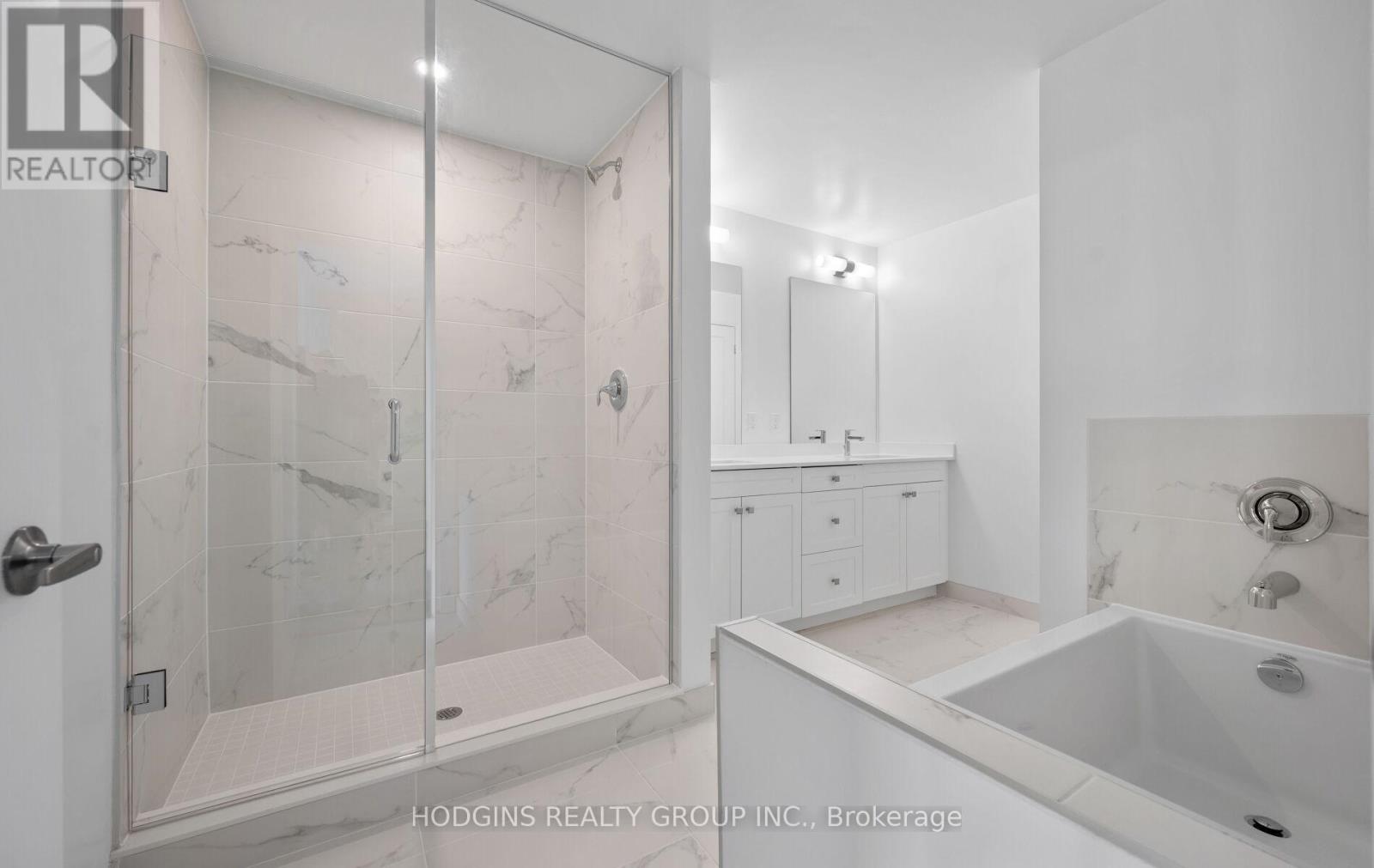 1801 - 1035 Southdown Road, Mississauga, Ontario  L5J 0A3 - Photo 24 - W12769388