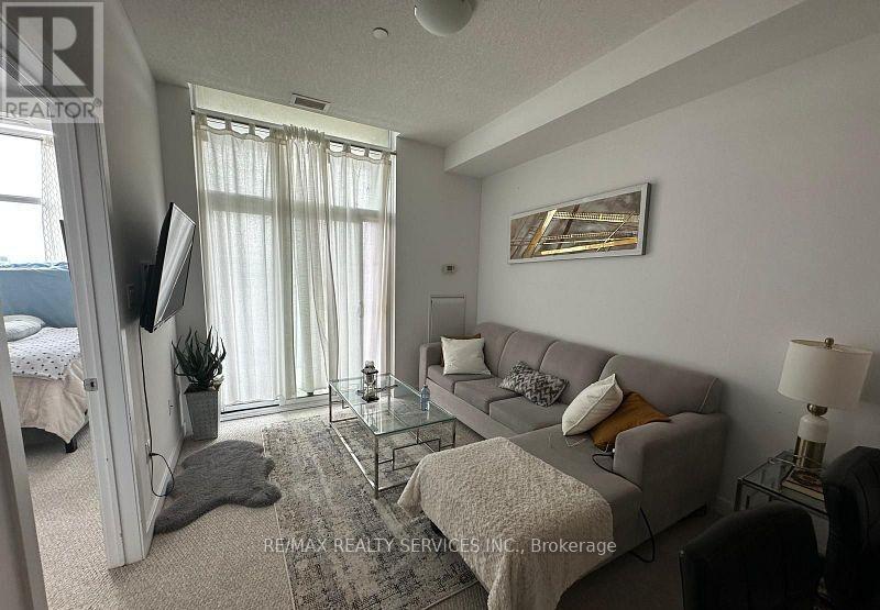 612 - 101 Shoreview Place, Hamilton, Ontario  L8E 0K2 - Photo 4 - X12769404