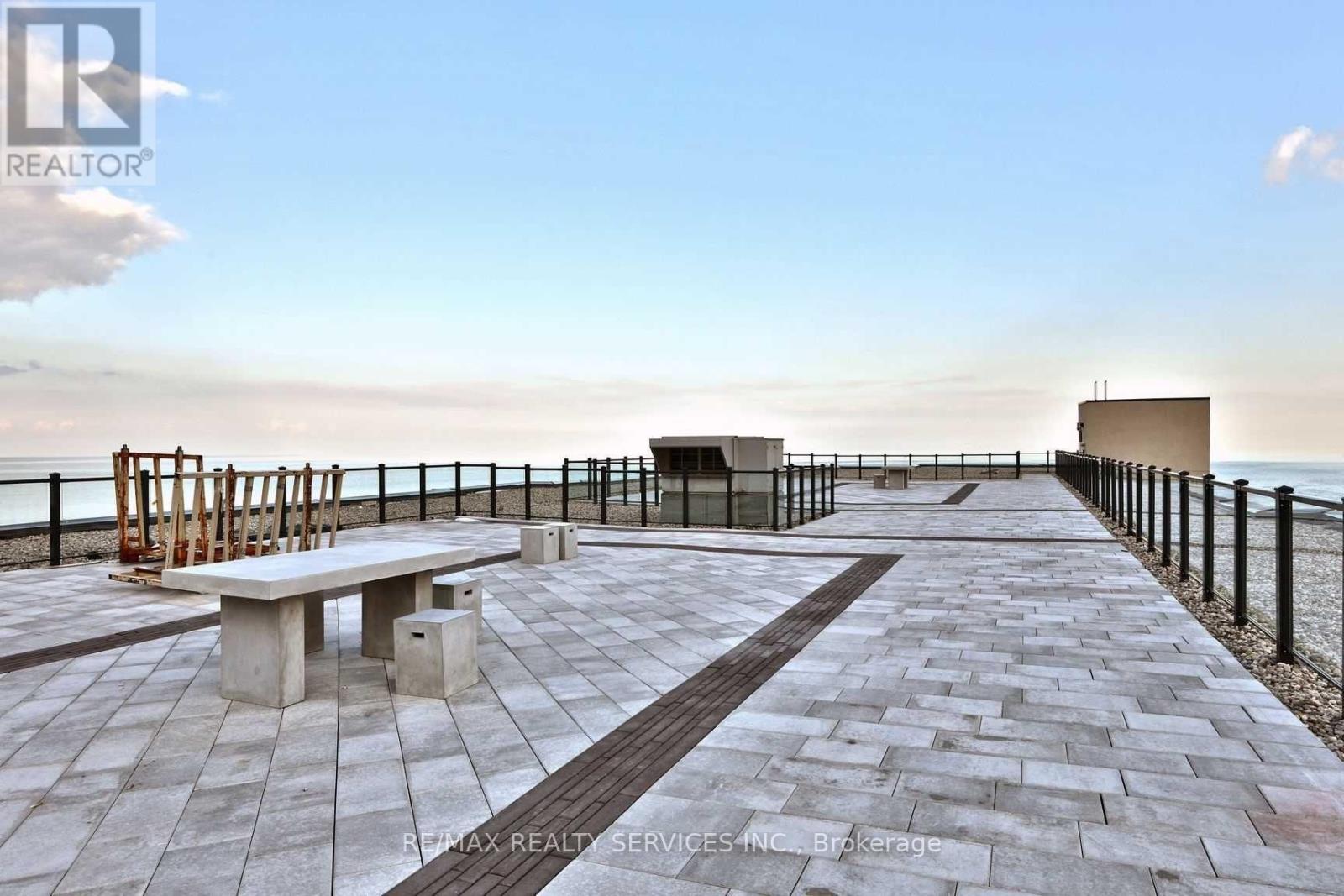 612 - 101 Shoreview Place, Hamilton, Ontario  L8E 0K2 - Photo 8 - X12769404