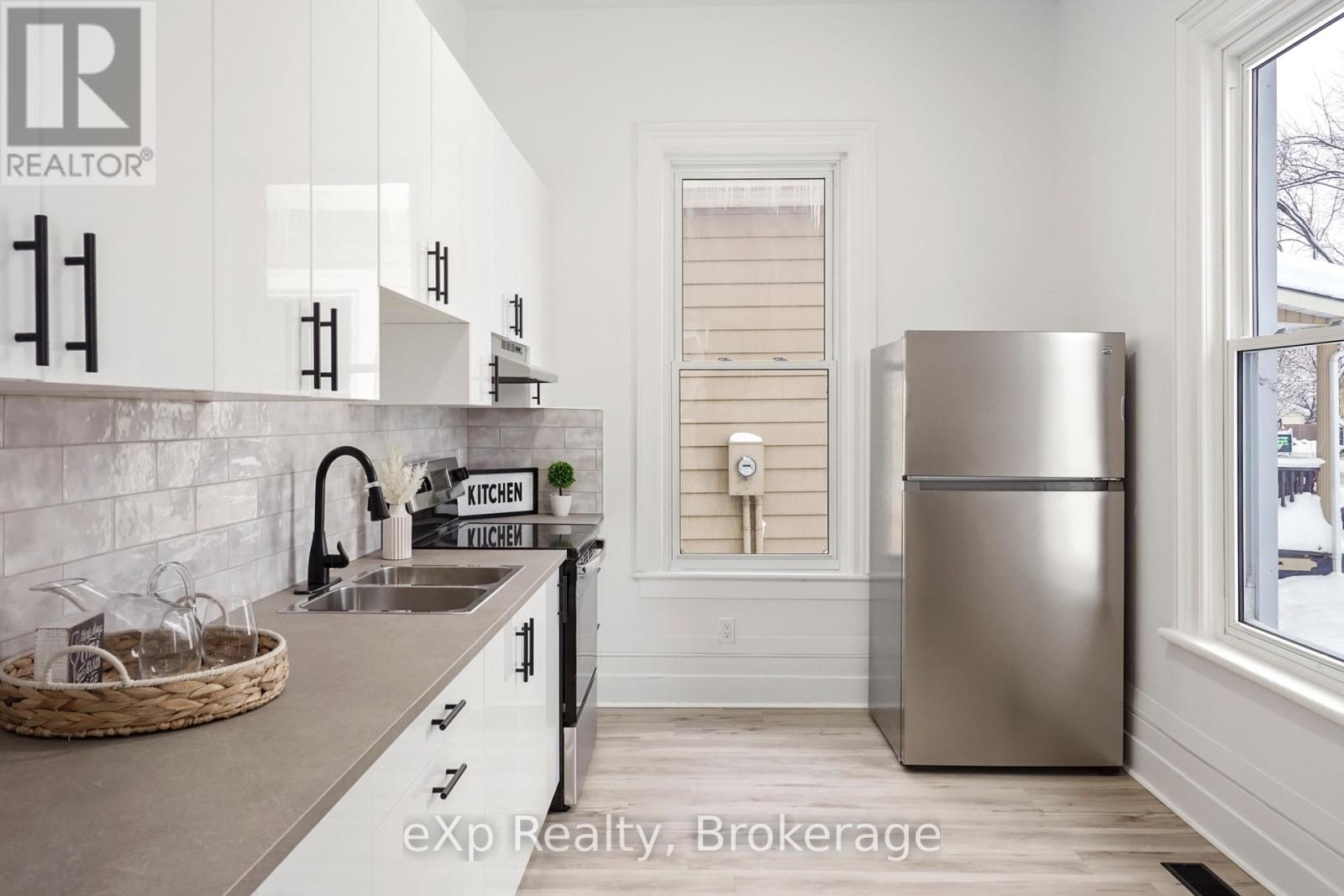 70 Goderich Street W, Huron East, Ontario  N0K 1W0 - Photo 14 - X12769416