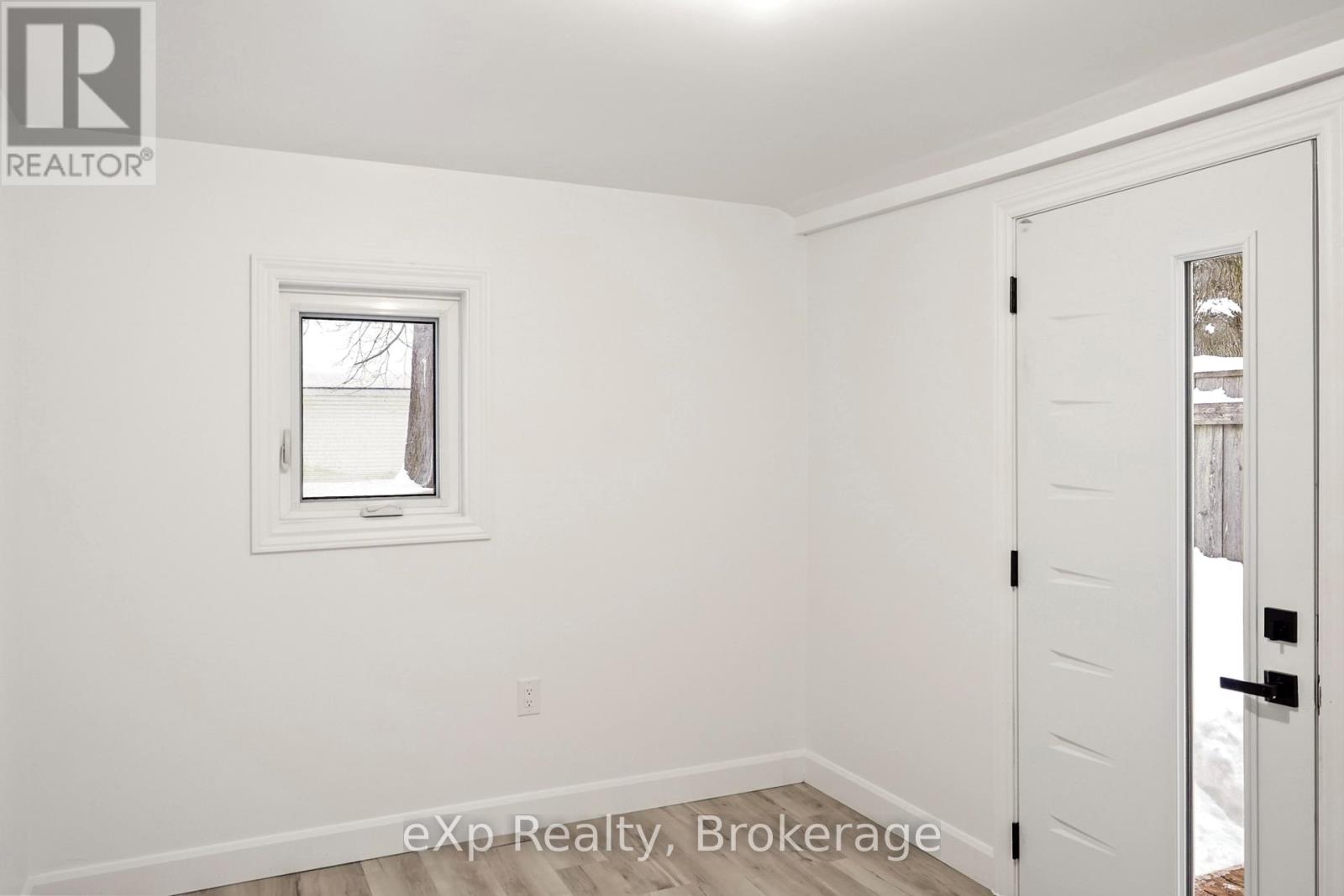 70 Goderich Street W, Huron East, Ontario  N0K 1W0 - Photo 36 - X12769416