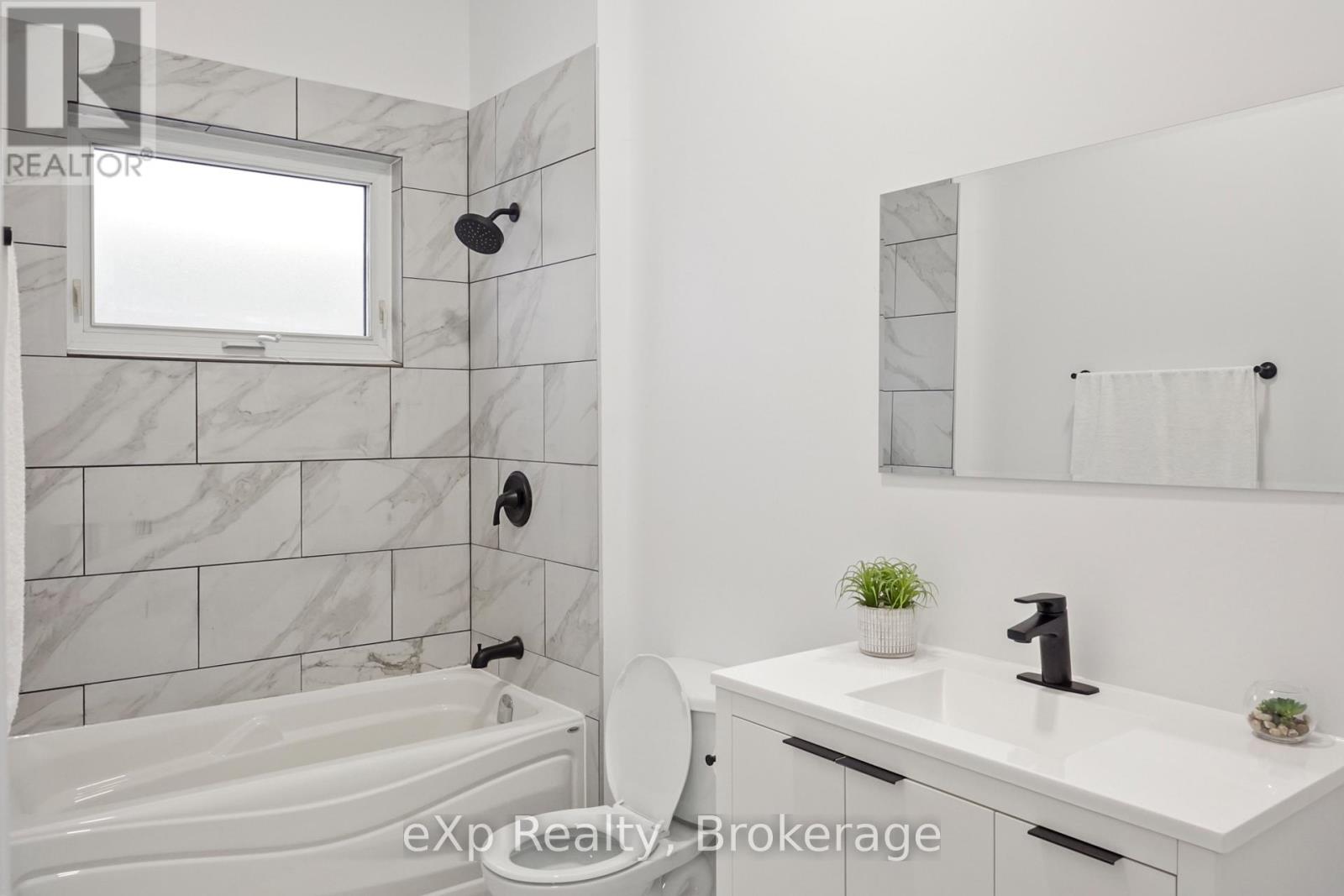 70 Goderich Street W, Huron East, Ontario  N0K 1W0 - Photo 37 - X12769416