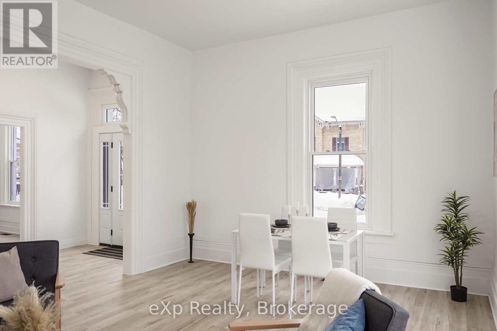 70 Goderich Street W, Huron East, Ontario  N0K 1W0 - Photo 7 - X12769416