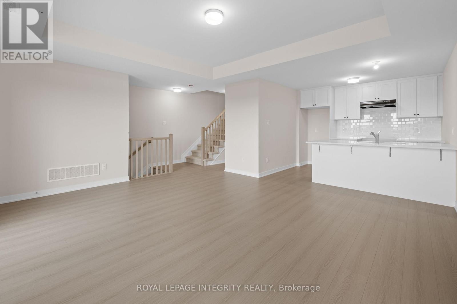 523 Celestine Private, Ottawa, Ontario  K2J 4H7 - Photo 5 - X12769418